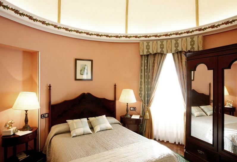 Hotel Palacete Penalba Castropol Eksteriør bilde